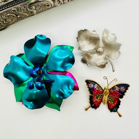 Vintage Brooch Lot - Picture 8 of 8